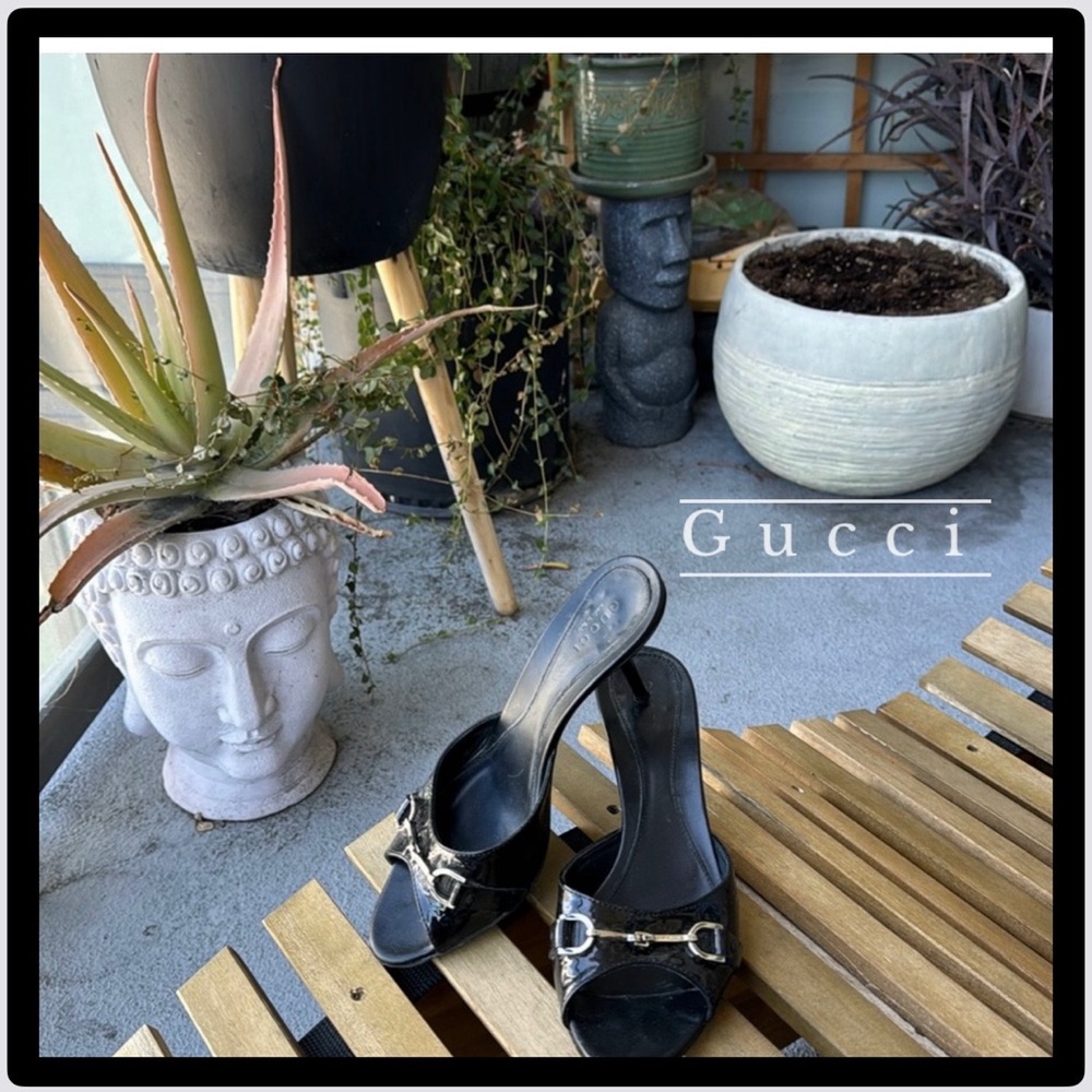 Gucci Patent Leather Horsebit Mules Clogs Slip on Sandals - 36 C